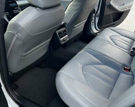 Белый Тойота Авалон, объемом двигателя 2.49 л и пробегом 96 тыс. км за 32900 $, фото 29 на Automoto.ua