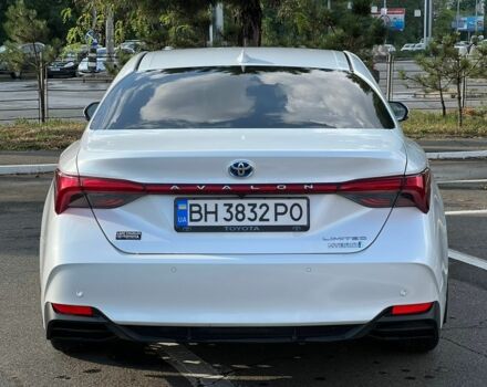 Белый Тойота Авалон, объемом двигателя 2.5 л и пробегом 36 тыс. км за 32900 $, фото 2 на Automoto.ua