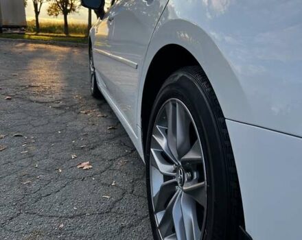 Белый Тойота Авалон, объемом двигателя 2.49 л и пробегом 96 тыс. км за 32900 $, фото 12 на Automoto.ua