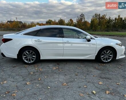 Белый Тойота Авалон, объемом двигателя 2.49 л и пробегом 96 тыс. км за 32900 $, фото 5 на Automoto.ua