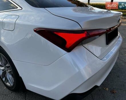 Белый Тойота Авалон, объемом двигателя 2.49 л и пробегом 96 тыс. км за 32900 $, фото 10 на Automoto.ua