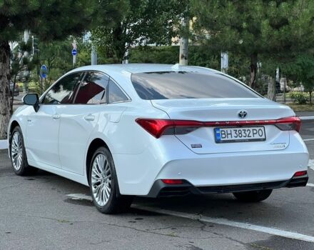 Белый Тойота Авалон, объемом двигателя 2.5 л и пробегом 36 тыс. км за 32900 $, фото 1 на Automoto.ua