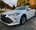 Белый Тойота Авалон, объемом двигателя 2.49 л и пробегом 96 тыс. км за 32900 $, фото 2 на Automoto.ua