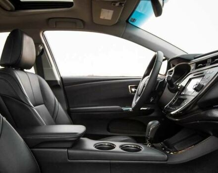 Белый Тойота Авалон, объемом двигателя 0 л и пробегом 47 тыс. км за 28000 $, фото 4 на Automoto.ua