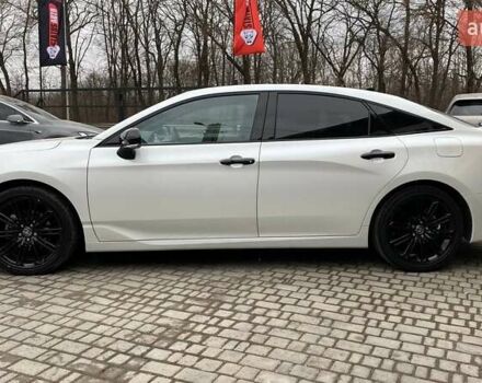 Тойота Авалон 2022 в Виннице на Automoto.ua Белый Тойота Авалон, объемом двигателя 2.49 л и пробегом 24 тыс. км за 35500 $, фото 4 на Automoto.ua