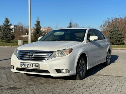 Тойота Авалон 2010 в Киеве на Automoto.ua Белый Тойота Авалон, объемом двигателя 3.5 л и пробегом 200 тыс. км за 10900 $, фото 1 на Automoto.ua