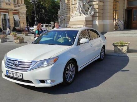 Тойота Авалон 2011 в Одессе на Automoto.ua Белый Тойота Авалон, объемом двигателя 3.5 л и пробегом 290 тыс. км за 13400 $, фото 1 на Automoto.ua