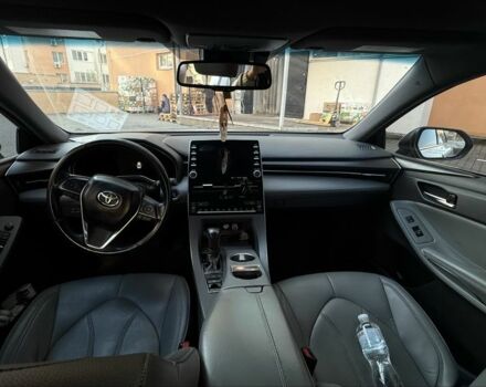 Белый Тойота Авалон, объемом двигателя 3.5 л и пробегом 158 тыс. км за 28500 $, фото 1 на Automoto.ua