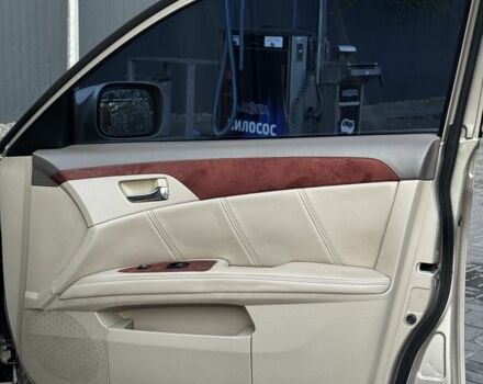 Бежевый Тойота Авалон, объемом двигателя 3.5 л и пробегом 180 тыс. км за 8000 $, фото 4 на Automoto.ua