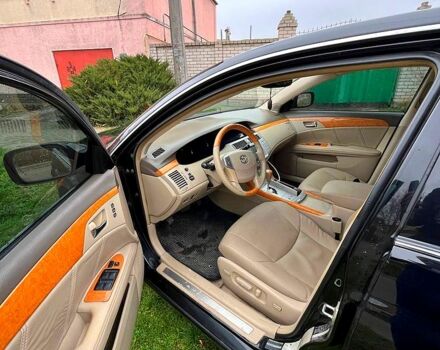 Черный Тойота Авалон, объемом двигателя 3.5 л и пробегом 227 тыс. км за 8300 $, фото 5 на Automoto.ua