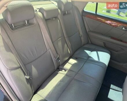 Черный Тойота Авалон, объемом двигателя 3.5 л и пробегом 256 тыс. км за 7500 $, фото 7 на Automoto.ua