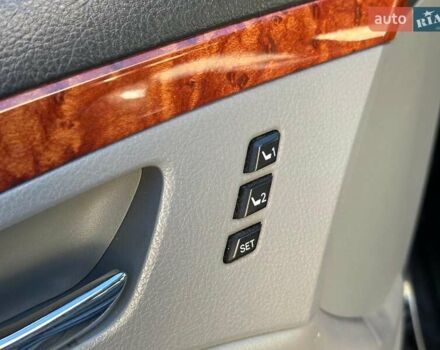 Черный Тойота Авалон, объемом двигателя 3.5 л и пробегом 180 тыс. км за 8440 $, фото 10 на Automoto.ua