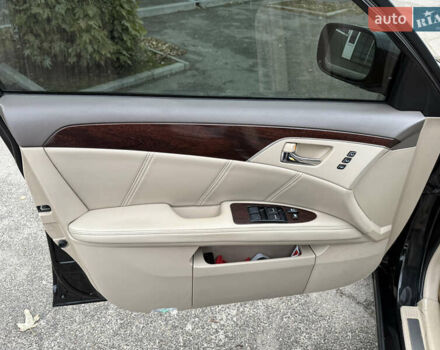 Черный Тойота Авалон, объемом двигателя 3.5 л и пробегом 338 тыс. км за 11777 $, фото 11 на Automoto.ua