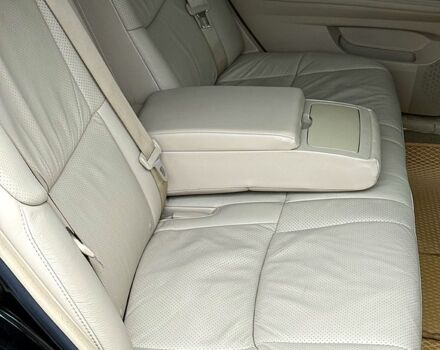 Черный Тойота Авалон, объемом двигателя 3.5 л и пробегом 338 тыс. км за 10888 $, фото 8 на Automoto.ua