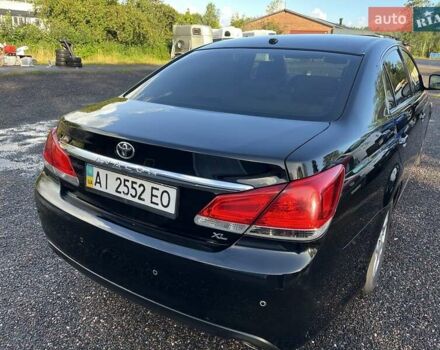 Черный Тойота Авалон, объемом двигателя 3.5 л и пробегом 300 тыс. км за 10000 $, фото 2 на Automoto.ua