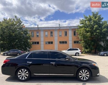 Черный Тойота Авалон, объемом двигателя 3.5 л и пробегом 182 тыс. км за 13400 $, фото 6 на Automoto.ua