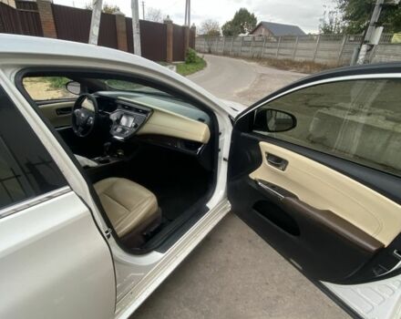 Чорний Тойота Авалон, об'ємом двигуна 2.5 л та пробігом 140 тис. км за 18000 $, фото 4 на Automoto.ua