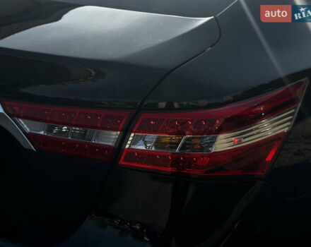 Чорний Тойота Авалон, об'ємом двигуна 3.5 л та пробігом 181 тис. км за 15900 $, фото 13 на Automoto.ua