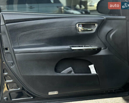 Чорний Тойота Авалон, об'ємом двигуна 3.5 л та пробігом 181 тис. км за 15900 $, фото 22 на Automoto.ua