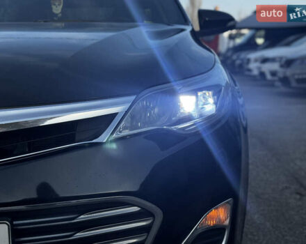 Чорний Тойота Авалон, об'ємом двигуна 3.5 л та пробігом 181 тис. км за 15900 $, фото 9 на Automoto.ua