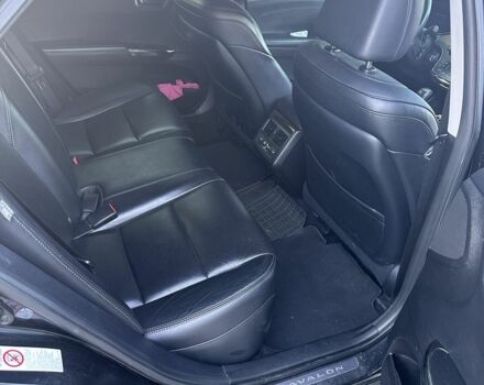Черный Тойота Авалон, объемом двигателя 2.5 л и пробегом 195 тыс. км за 15800 $, фото 1 на Automoto.ua