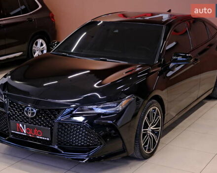Тойота Авалон 2019 у Одесі на Automoto.ua Чорний Тойота Авалон, об'ємом двигуна 3.5 л та пробігом 52 тис. км за 29900 $, фото 2 на Automoto.ua