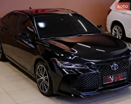 Тойота Авалон 2019 у Одесі на Automoto.ua Чорний Тойота Авалон, об'ємом двигуна 3.5 л та пробігом 52 тис. км за 29900 $, фото 3 на Automoto.ua
