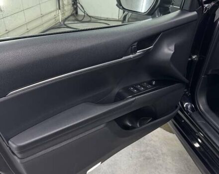 Черный Тойота Авалон, объемом двигателя 2.49 л и пробегом 150 тыс. км за 22000 $, фото 4 на Automoto.ua