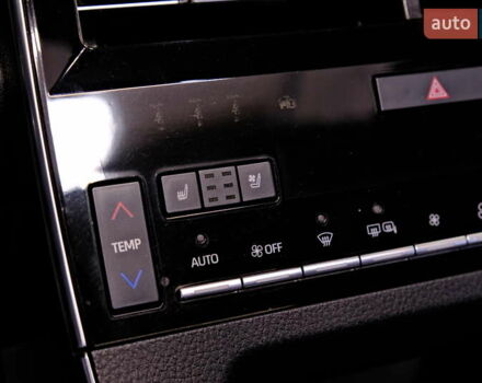 Тойота Авалон 2019 у Одесі на Automoto.ua Чорний Тойота Авалон, об'ємом двигуна 3.5 л та пробігом 52 тис. км за 29900 $, фото 18 на Automoto.ua