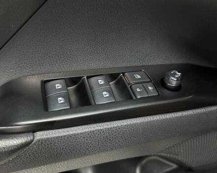 Черный Тойота Авалон, объемом двигателя 2.49 л и пробегом 150 тыс. км за 22000 $, фото 15 на Automoto.ua