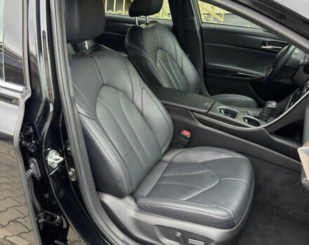 Тойота Авалон 2020 в Луцке на Automoto.ua Черный Тойота Авалон, объемом двигателя 2.49 л и пробегом 174 тыс. км за 27900 $, фото 29 на Automoto.ua