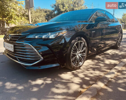 Чорний Тойота Авалон, об'ємом двигуна 2.49 л та пробігом 81 тис. км за 32500 $, фото 1 на Automoto.ua
