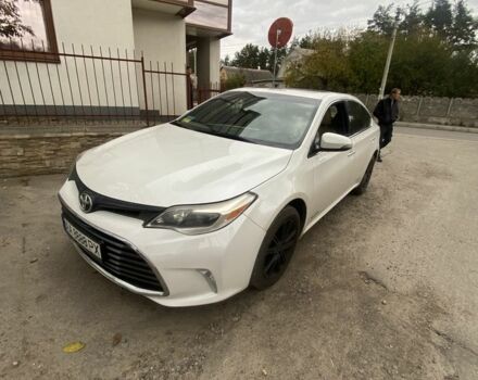 Чорний Тойота Авалон, об'ємом двигуна 2.5 л та пробігом 140 тис. км за 18000 $, фото 1 на Automoto.ua