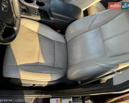 Коричневый Тойота Авалон, объемом двигателя 2.49 л и пробегом 162 тыс. км за 22000 $, фото 18 на Automoto.ua