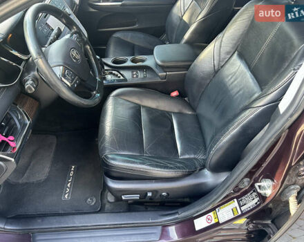 Красный Тойота Авалон, объемом двигателя 3.5 л и пробегом 182 тыс. км за 15000 $, фото 12 на Automoto.ua