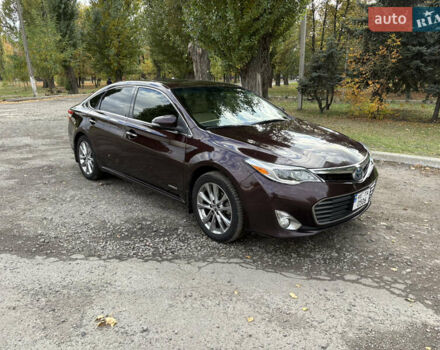Красный Тойота Авалон, объемом двигателя 2.5 л и пробегом 203 тыс. км за 16500 $, фото 2 на Automoto.ua