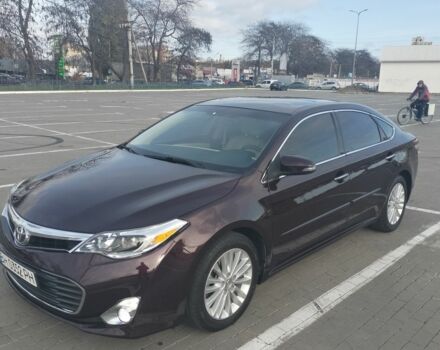 Красный Тойота Авалон, объемом двигателя 2.5 л и пробегом 213 тыс. км за 17500 $, фото 1 на Automoto.ua