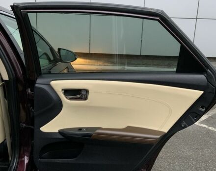 Красный Тойота Авалон, объемом двигателя 2.5 л и пробегом 238 тыс. км за 13900 $, фото 18 на Automoto.ua