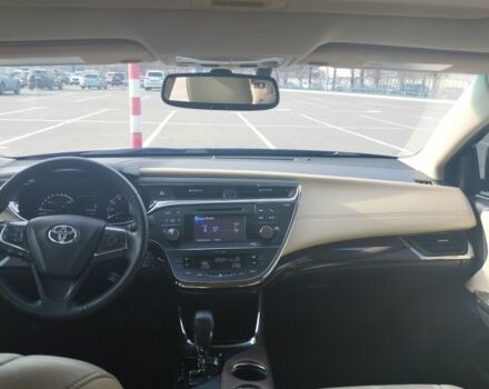 Красный Тойота Авалон, объемом двигателя 2.5 л и пробегом 213 тыс. км за 17500 $, фото 7 на Automoto.ua