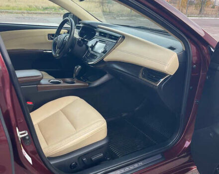 Красный Тойота Авалон, объемом двигателя 2.49 л и пробегом 114 тыс. км за 19750 $, фото 6 на Automoto.ua