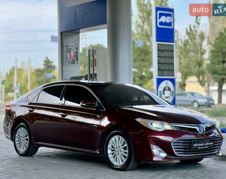 Красный Тойота Авалон, объемом двигателя 2.5 л и пробегом 234 тыс. км за 15999 $, фото 1 на Automoto.ua