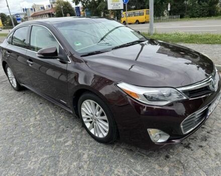 Красный Тойота Авалон, объемом двигателя 2.5 л и пробегом 236 тыс. км за 14000 $, фото 1 на Automoto.ua