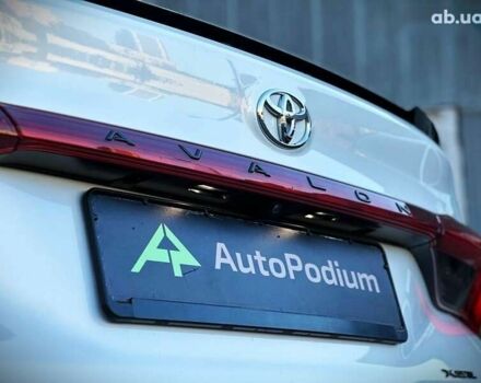 Тойота Авалон 2018 в Киеве на Automoto.ua Тойота Авалон, объемом двигателя 3.5 л и пробегом 93 тыс. км за 29500 $, фото 18 на Automoto.ua