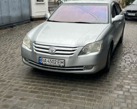Серый Тойота Авалон, объемом двигателя 3.5 л и пробегом 400 тыс. км за 7000 $, фото 1 на Automoto.ua