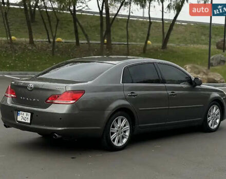 Серый Тойота Авалон, объемом двигателя 3.5 л и пробегом 315 тыс. км за 7600 $, фото 6 на Automoto.ua