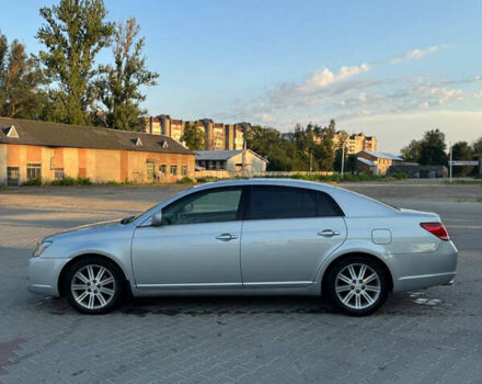 Серый Тойота Авалон, объемом двигателя 3.5 л и пробегом 334 тыс. км за 6799 $, фото 3 на Automoto.ua