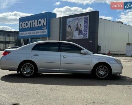 Серый Тойота Авалон, объемом двигателя 3.46 л и пробегом 405 тыс. км за 6850 $, фото 7 на Automoto.ua