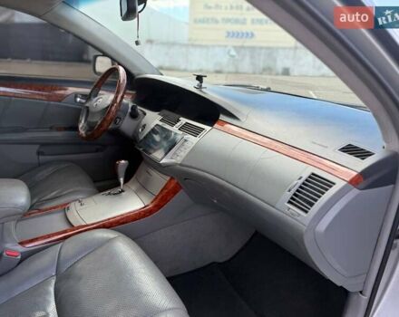 Серый Тойота Авалон, объемом двигателя 3.46 л и пробегом 405 тыс. км за 6850 $, фото 74 на Automoto.ua