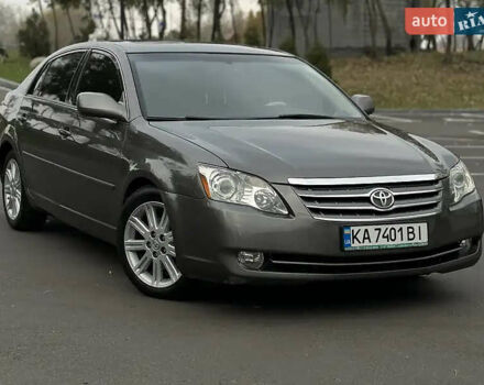 Серый Тойота Авалон, объемом двигателя 3.5 л и пробегом 315 тыс. км за 7600 $, фото 1 на Automoto.ua