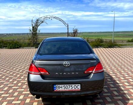 Серый Тойота Авалон, объемом двигателя 3.5 л и пробегом 183 тыс. км за 8000 $, фото 3 на Automoto.ua